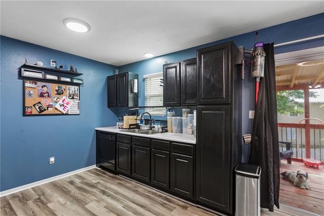 18317 E 24 Hwy Circle, Independence, MO 64056