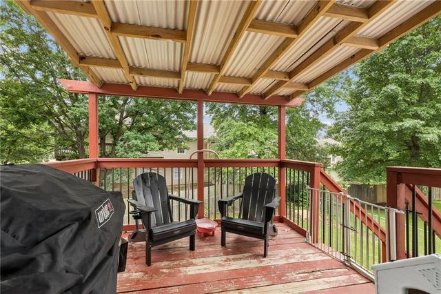 18317 E 24 Hwy Circle, Independence, MO 64056