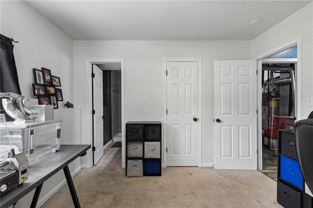 18317 E 24 Hwy Circle, Independence, MO 64056