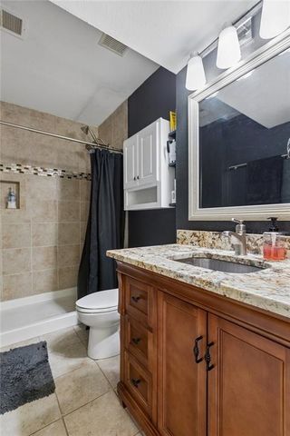 18317 E 24 Hwy Circle, Independence, MO 64056