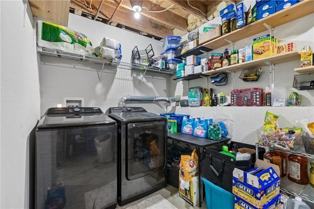 18317 E 24 Hwy Circle, Independence, MO 64056