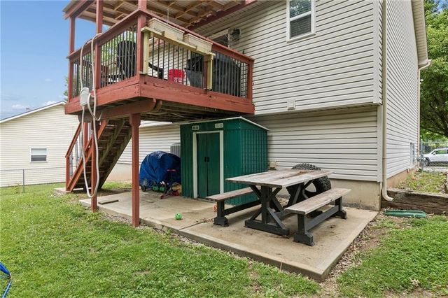 18317 E 24 Hwy Circle, Independence, MO 64056