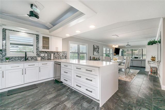 4005 SE 19th PL 1, Cape Coral, FL 33904