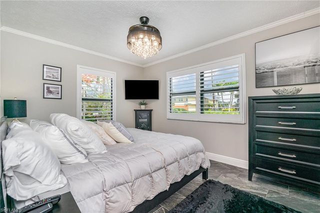 4005 SE 19th PL 1, Cape Coral, FL 33904