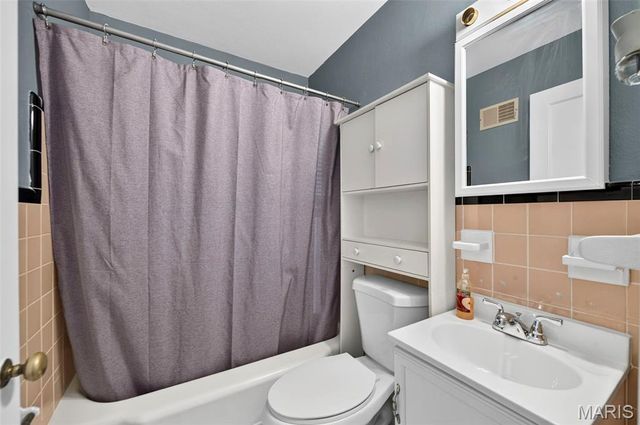 9659 Margo Ann Lane, St Louis, MO 63134