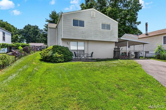 9659 Margo Ann Lane, St Louis, MO 63134