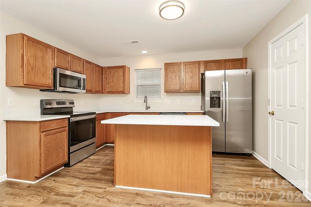 3128 Reid Brook Lane, Charlotte, NC 28208