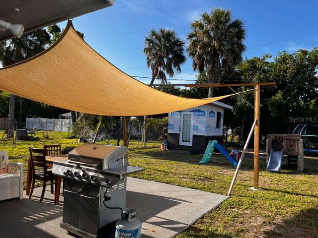2804 52ND AVENUE DRIVE W, Bradenton, FL 34207