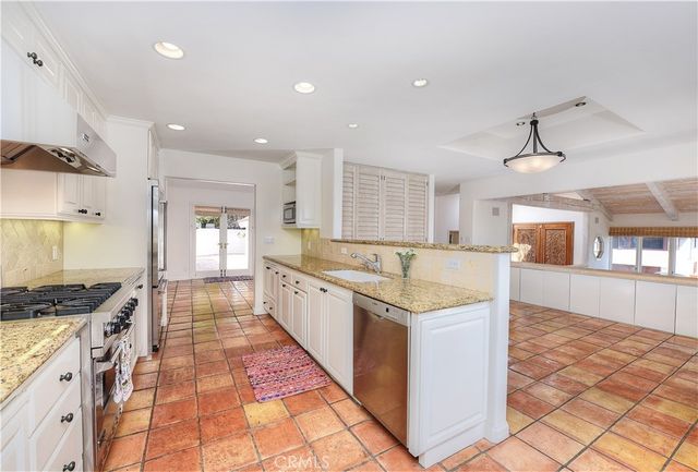 906 EMERALD BAY, Laguna Beach, CA 92651