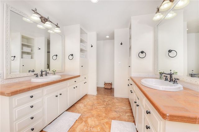 906 EMERALD BAY, Laguna Beach, CA 92651