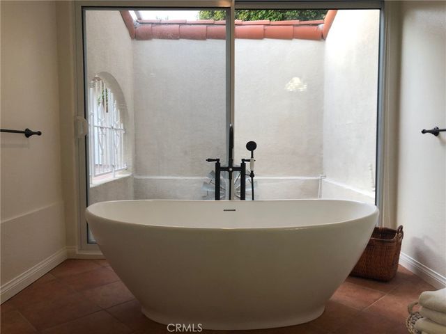 906 EMERALD BAY, Laguna Beach, CA 92651