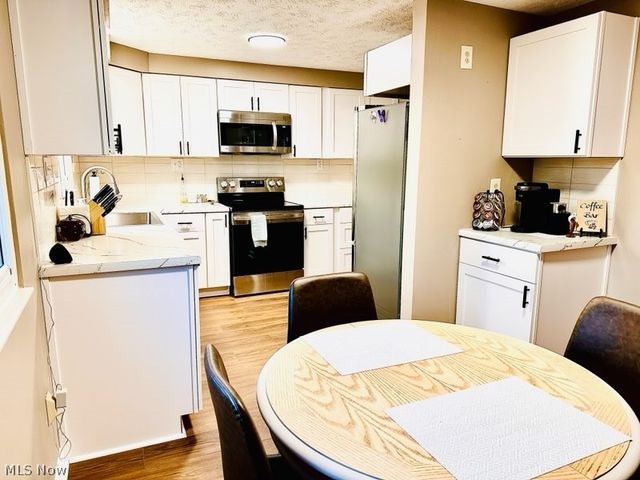 7666 Micawber, Warren, OH 44484