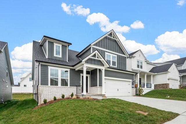 1016 Lionheart Dr, Hermitage, TN 37076