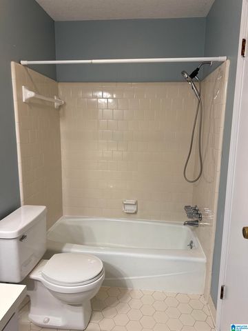 284 STONEBRIDGE ROAD, Irondale, AL 35210