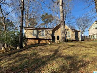284 STONEBRIDGE ROAD, Irondale, AL 35210
