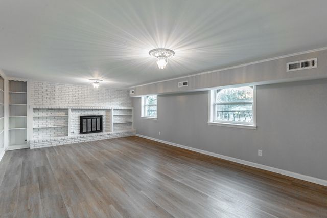 130 Sycamore Drive, Rossville, GA 30741