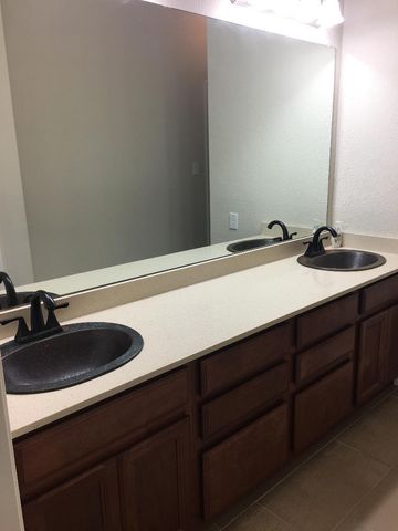 8307 Bay Harbor Circle, Baytown, TX 77523