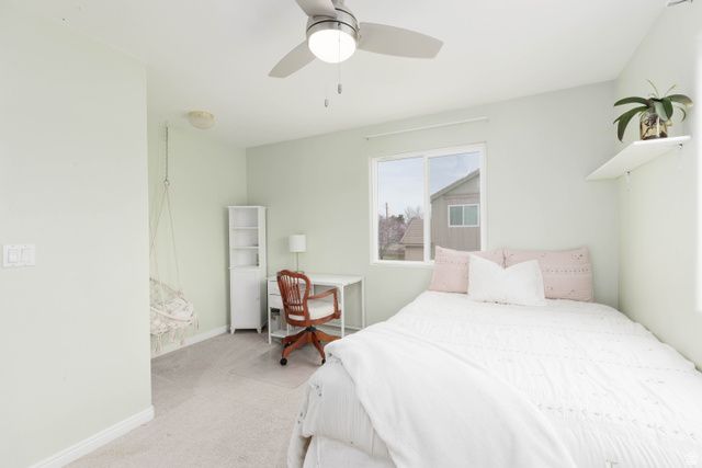 7998 N SAPPHIRE DR, St. George, UT 84770