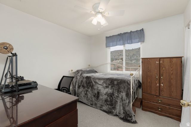 7998 N SAPPHIRE DR, St. George, UT 84770