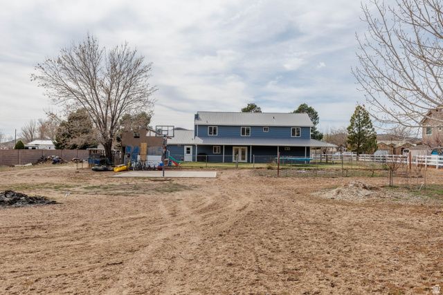 7998 N SAPPHIRE DR, St. George, UT 84770