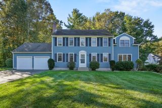 4 Jonathans Way, Upton, MA 01568
