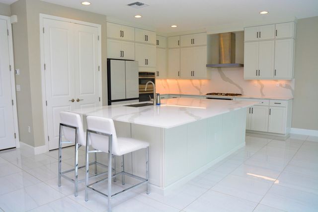 1402 Thistle Place, Loxahatchee, FL 33470