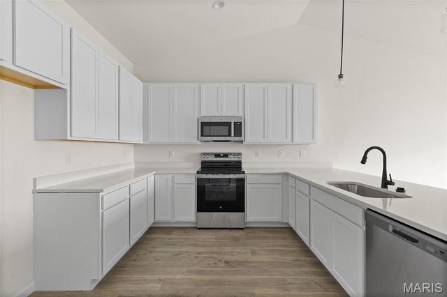 454 Klenke Valley Drive, Union, MO 63084