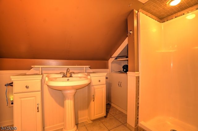 200 Mountain Rd, East Amwell Twp., NJ 08551