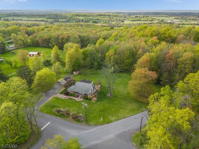 200 Mountain Rd, East Amwell Twp., NJ 08551