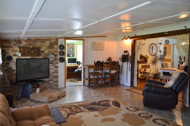 2821 S River Road, Grants Pass, OR 97527
