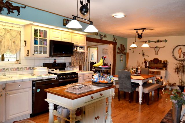 2821 S River Road, Grants Pass, OR 97527