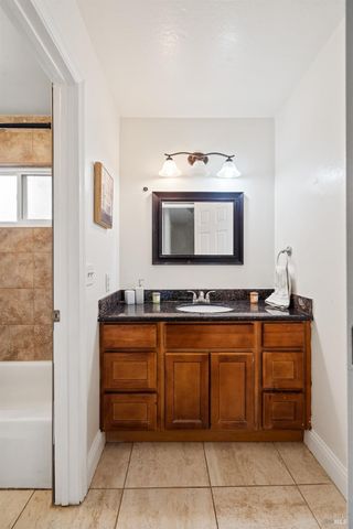 201 Tamalpais Dr, Vallejo, CA 94589