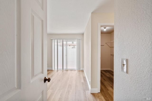 201 Tamalpais Dr, Vallejo, CA 94589