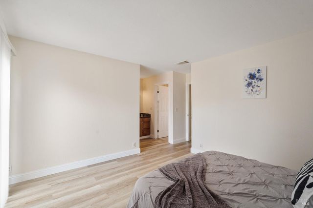 201 Tamalpais Dr, Vallejo, CA 94589