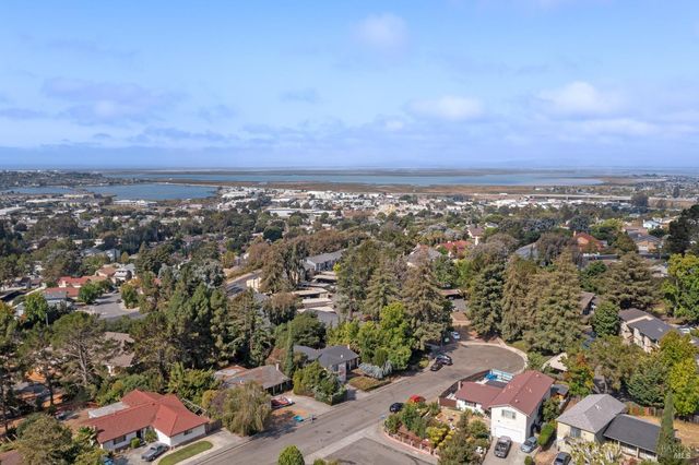 201 Tamalpais Dr, Vallejo, CA 94589