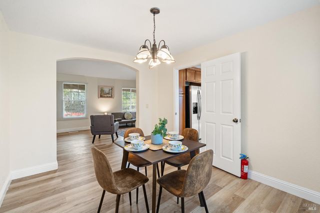 201 Tamalpais Dr, Vallejo, CA 94589