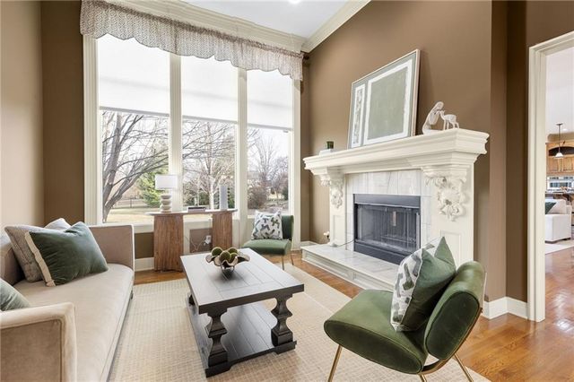 18125 Windsor Drive, Stilwell, KS 66085