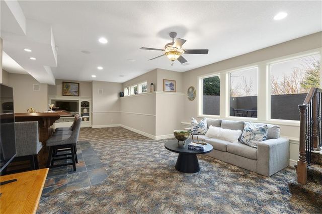 18125 Windsor Drive, Stilwell, KS 66085