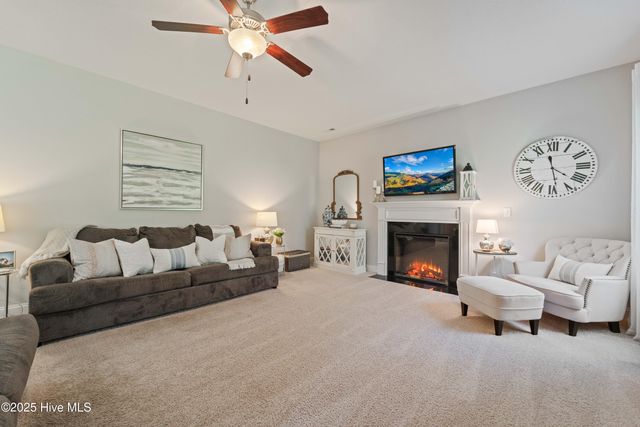 208 Wood House Drive, Jacksonville, NC 28546