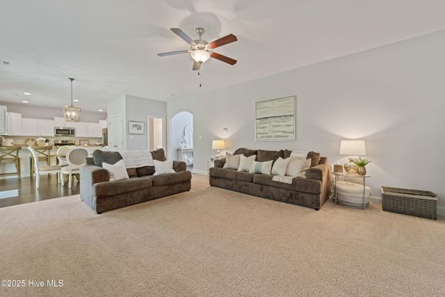 208 Wood House Drive, Jacksonville, NC 28546