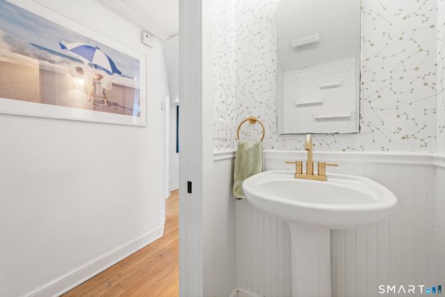 21 Rayfield Road, Westport, CT 06880