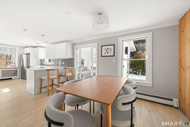 21 Rayfield Road, Westport, CT 06880