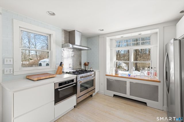 21 Rayfield Road, Westport, CT 06880