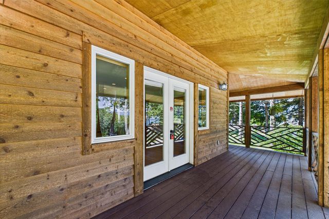 758 Beach Road, Shelter Cove, CA 95589