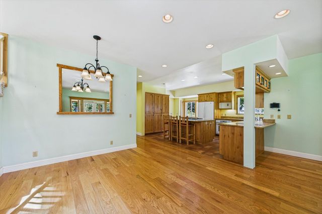 758 Beach Road, Shelter Cove, CA 95589