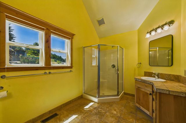 758 Beach Road, Shelter Cove, CA 95589