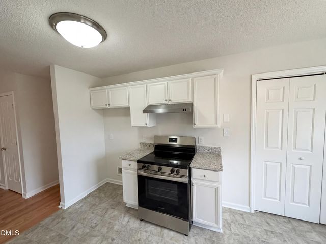 83 Eagle Rock Place, Clayton, NC 27520