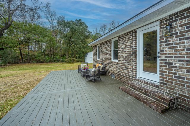 1561 Montclair Street, Charleston, SC 29407