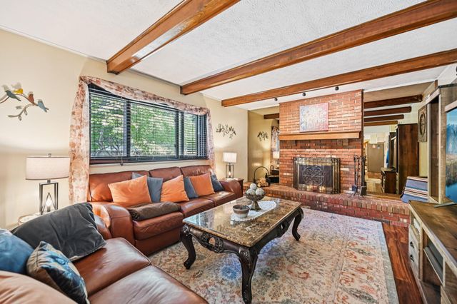 1800 Lakehill Court, Columbus, OH 43229