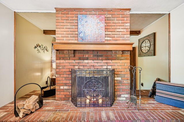 1800 Lakehill Court, Columbus, OH 43229